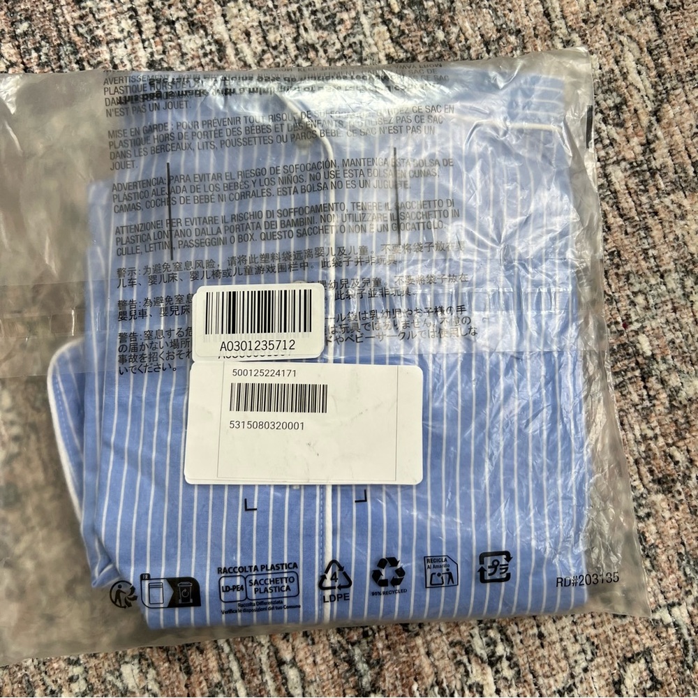 New Gap Pajama Top Women’s Small Poplin 100% cotton Long Sleeve Blue Striped - Picture 9 of 9